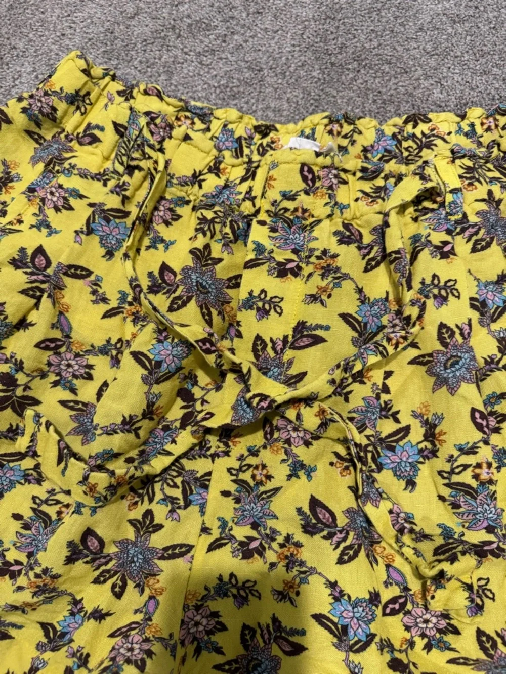 Anthropologie Yellow Floral Boho Pull On Waist Tie Summer Cute Shorts | L - Picture 6 of 6